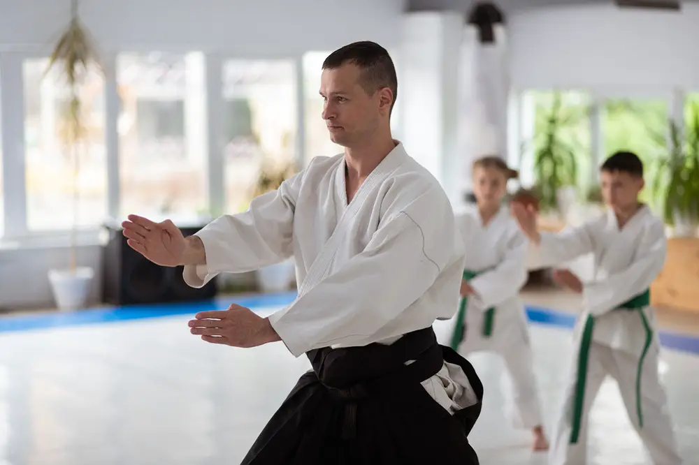 signs of a bad martial arts instructor
